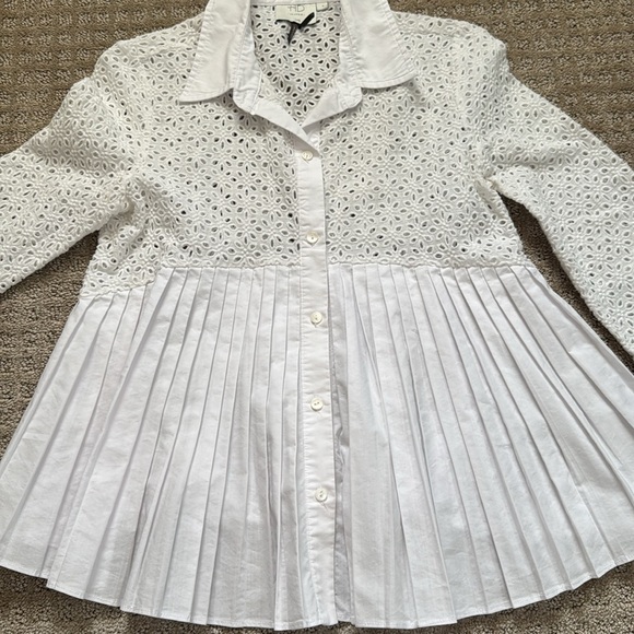 Anthropologie HD Paris Eyelet Empire white pleated blouse size 6 - Picture 4 of 7